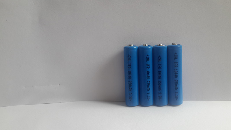 LiFePO4 lithium ion battery